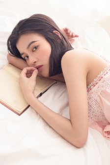 虚有其表po江词