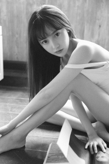 镜子里看我怎么进入你